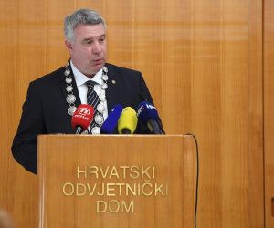 15.03.2019., Hrvatska odvjetnicka komora, Zagreb - Predsjednik Vlade RH Andrej Plenkovic sudjelovao je na okruglom stolu "Odvjetnici i tehnologija danasnjice" u sklopu tradicionalne manifestacije hrvatskog odvjetnistva - 37. Dani hrvatskih odvjetnika. 
Photo: Marko Lukunic/PIXSELL
