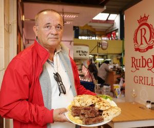 15.10.2016., Zagreb - Veliki povratak Rubelj grilla, pecenjara na trznici Dubrava. Ivan Rubelj. 
Photo: Tomislav Miletic/PIXSELL
