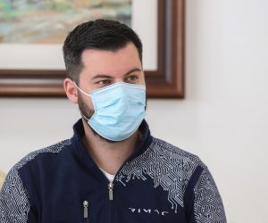 16.04.2021., Zagreb - Predstavnici Grada Svete Nedelje i Rimac Automobila potpisali su ugovor o osnivanju prava gradjenja u povodu izgradnje proizvodnog i istrazivacko-razvojnog kampusa. Ugovor su potpisali gradonacelnik Svete Nedelje Dario Zurovec i Mate Rimac, direktor poduzeca Rimac Automobili. Novi kampus vrijedan vise od 200 milijuna eura prostirat ce se na 200 tisuca kvadrata, s proizvodnim i istrazivackim objektima na 95.000 kvadrata.
Photo: Luka Stanzl/PIXSELL