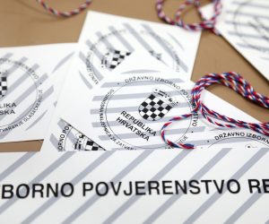 16.05.2021., Sibenik - U Sibeniku su otvorena biracka mjesta na kojima se bira gradska i zupanijska vlast koja ce vladati naredne 4 godine.
Photo: Dusko Jaramaz/PIXSELL