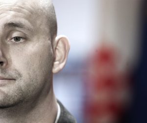 16.11.2016., Zagreb - Ispred Bascanske ploce u Saboru ministar poljoprivrede Tomislav Tolusic govorio je na temu piletine u kojoj je pronadjena salmonela. 
Photo: Sanjin Strukic/PIXSELL