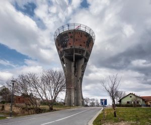 17.03.2021.,Vukovar - Gradonacelnik Vukovara Ivan Penava i direktor tvrtke Vukovarski vodotoranj - simbol hrvatskog zajednistva, Darijan Zeko, odrzali su konferenciju za medije povodom primanja Vukovarskog vodotornja u clanstvo medjunarodne organizacije World Federation of Great Towers (WFGT). Organizacija, osnovana 1989. godine, broji preko 50 medjunarodnih clanova, a posvecena je promociji, umrezavanju, razmjeni ideja i partnerstava medju svjetskim tornjevima. Photo: Davor Javorovic/PIXSELL
