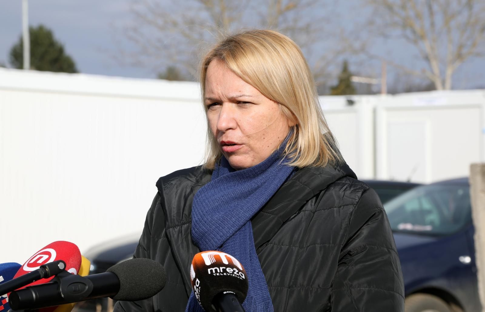 18.01.2021., Sisak - Kontejnersko naselje u Ulici Ivana Sistrovica u Sisku u kojem su smjesteni Siscani ciji su domovi stradali u potresu. Gradonacelnica Kristina Ikic-Banicek dala je izjavu oko stanja naselja tj. neadekvatnog smjestaja. Photo: Edina Zuko/PIXSELL