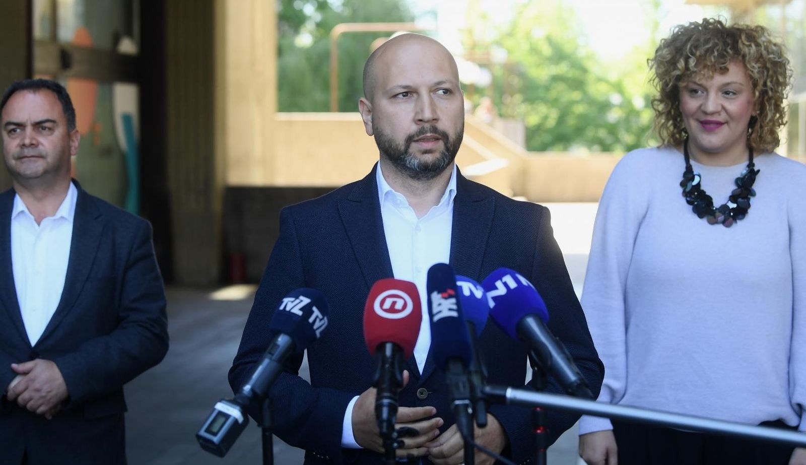 18.05.2021., Zagreb - Kandidat SDP-a za zupana Zagrebacke zupanije Mihael Zmajlovic odrzao je konferenciju za medije na kojoj je dao osvrt na rezultate prvog kruga lokalnih izbora te komentirao sto ocekuje od drugog kruga izbora. Photo: Marko Lukunic/PIXSELL
