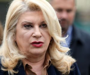 20.4.2021., Zagreb, Zrinjevac, Vesna Skare Ozbolt, kandidatkinja za gradonacelnicu Zagreba, odrzala konferenciju za medije.
Photo: Marin Tironi/PIXSELL