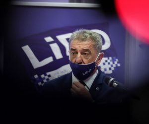 23.03.2021.,Zagreb,u zagrebackom hotelu Antunovic, predsjednik stranke LiPO dr. Darko Milinovic i zamjenik stranke Ante Dabo  odrzali tiskovnu konferenciju s temom Imamo vrlo vazna pitanja za Predsjednika vlade Andreja Plenkovica.
Photo: Robert Anic/PIXSELL