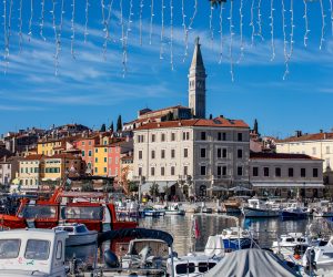 22.11.2020., Rovinj - 
Suncan i ugodan dan u Rovinju
Photo: Srecko Niketic/PIXSELL