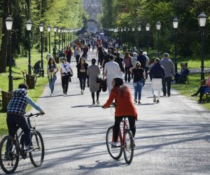 24.04.2021., Zagreb - Suncano poslijepodne gradjani su odlucili provesti u parku Maksimir.
Photo: Sandra Simunovic/PIXSELL