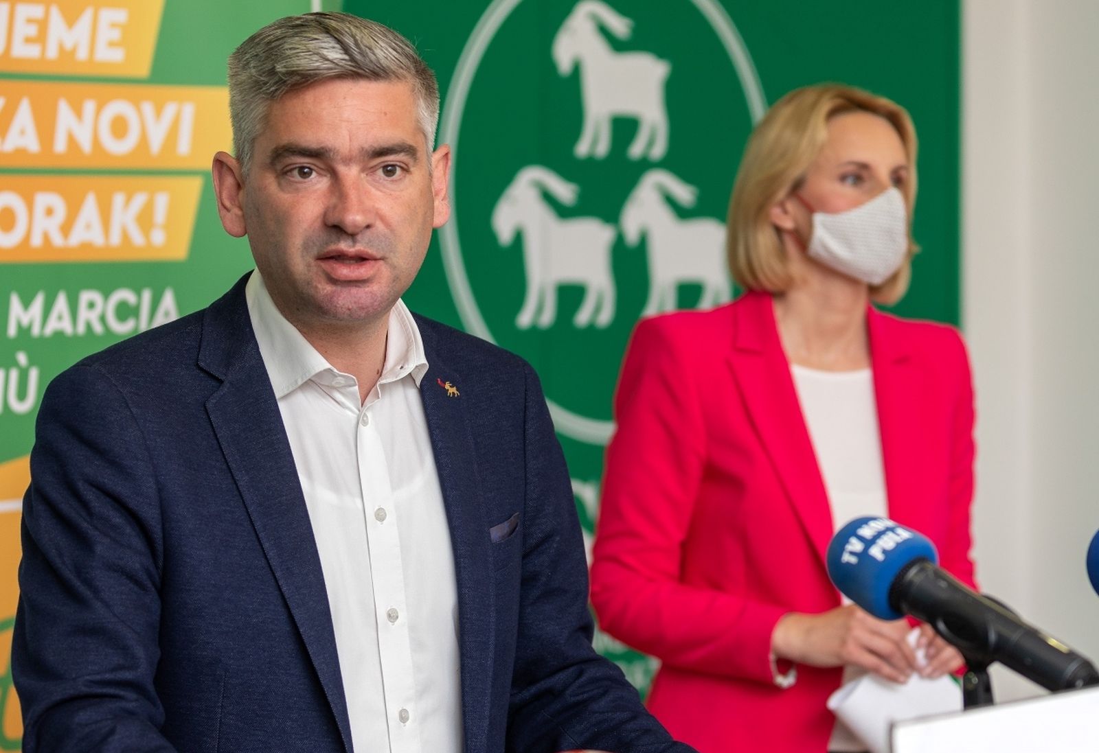 24.05.2021., Pula  - 
U prostorijama IDS-a odrzana je  konferencija za medije na kojoj su bili prisutni Boris Miletic , Elena Puh Belci te Valter Flego. 
Photo: Srecko Niketic/PIXSELL