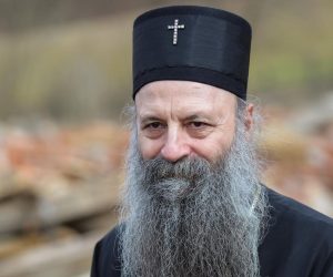 27.02.2021., Glina - U Majskim Poljanama, u organizaciji Mitropolije zagrebacko - ljubljanske SPC-a i Srpskog narodnog vijeća (SNV), njegova Svetost patrijarh srpski Gospodin Porfirije i episkop gornjokarlovacki Gospodin Gerasim posjetili su stanovnike Banije koji su nastradali u prosinackom potresu. 
Photo: Tomislav Miletic/PIXSEL