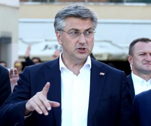 01.05.2021., Sibenik - Predsjednik vlade Republike Hrvatske i predsjednik HDZ-a Andrej Plenkovic dao je u Sibeniku prije drugog kruga glasovanja, svoju potporu kandidatima HDZ-a za gradonacelnika Sibenika i zupana Sibensko-kninske zupanije,
Photo: Dusko Jaramaz/PIXSELL