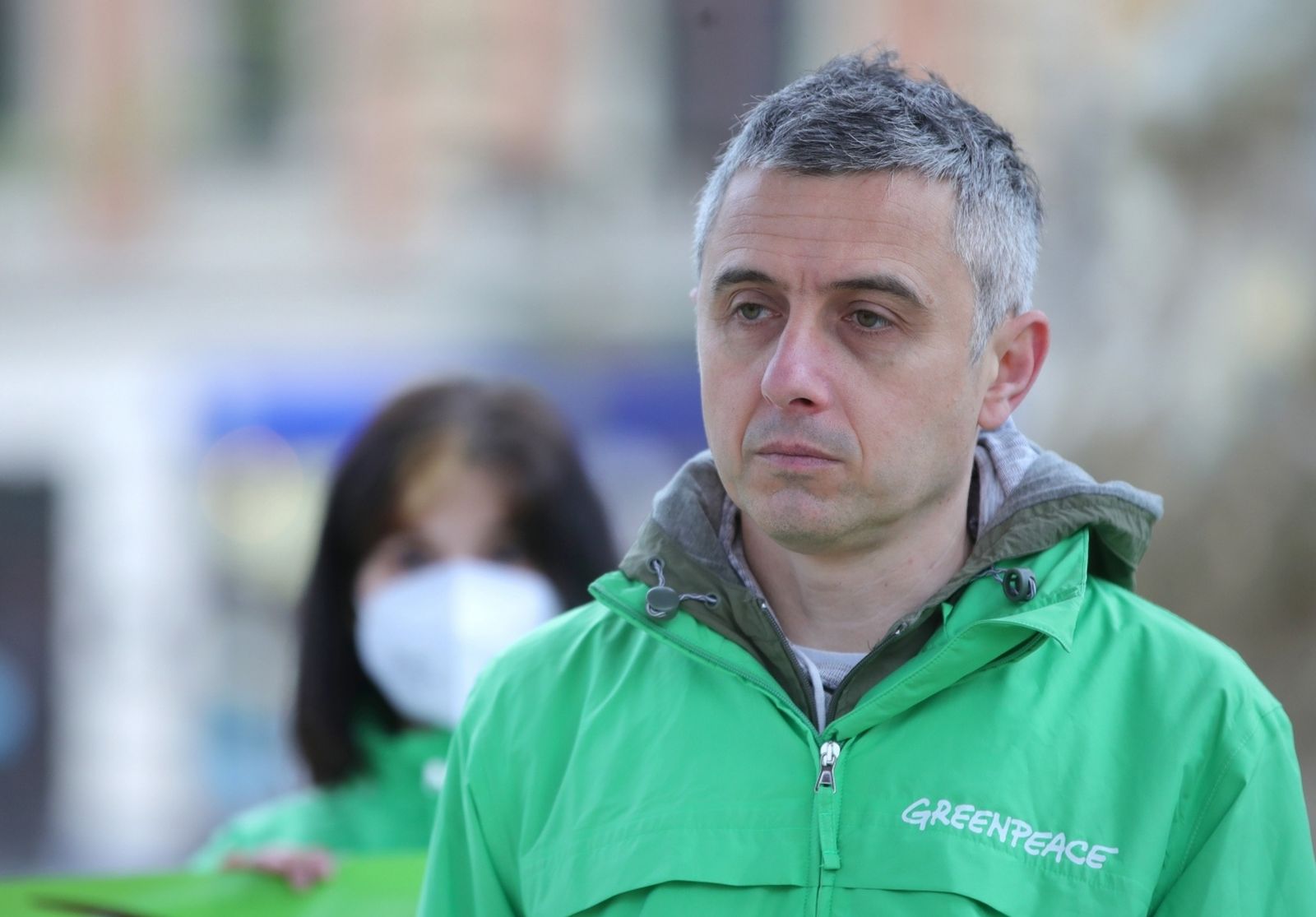 28.04.2021., Zagreb - Zrinjevac. Greenpeace je u sklopu kampanje #ZazeleniGrad predstavio "Model dostupnosti zelenih povrsina u Gradu Zagrebu", pripremljen u suradnji s Tehnickim sveucilistem u Becu. Tom su prilikom Greenpeace na konferenciji za medije uputili zahtjeve kandidatima za zagrebackog gradonacelnika na predstojecim lokalnim izborima proistekle iz spomenute analize. Tim se modelom zeli pokazati u kojim dijelovima Zagreba je potrebno vise zelenih povrsina, sto je dodatno izrazeno u kontekstu pandemije COVID-a 19. Ivan Gregov. Photo: Sanjin Strukic/PIXSELL