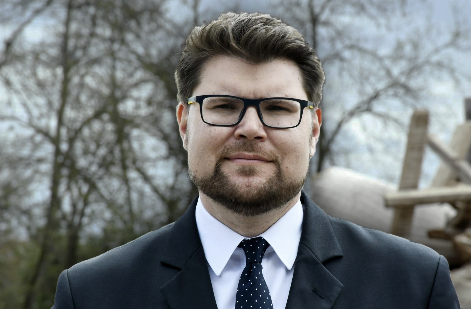 29.04.2021.,Petrinja - U sredistu Petrinje na Trgu Hrvatskih branitelja, gdje je potres mozda najvise pokazao svoju razornu silu, na predstavljanje nezavisnog kandidata za zupana Sisacko-moslavacke zupanije Daniela Berdaisa, kojeg podrzavaju SDP, Centar, Zelena alternativa ORaH, Laburisti i HDRS, podrsku su mu dosli dati i Pedja Grbin, predsjednik SDP-a, Dalija Oreskovic, predsjednica Centra, Zorislav Antun Petrovic,predsjednik Zelene alternative ORaH i Andjelko Hrupacki, predsjednik HDRS-a. Predstavljena je i kandidatkinja za zamjenicu zupana Marinela Perkovic kao i nekolicina kandidata koje SDP podrzava za gradonacelnike i nacelnike u gradovima i opcinama u Sisacko-moslavackoj zupaniji.
Photo: Nikola Cutuk/PIXSELL