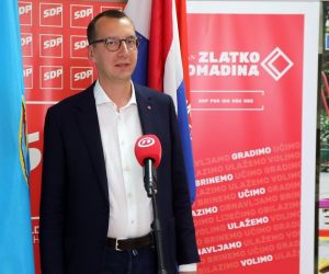 30.05.2021., Rijeka - Atmosfera u stozeru SDP-a nakon izlaznih anketa. Kandidat Marko Filipovic i clanovi stranke. Photo: Goran Kovacic/PIXSELL