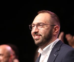 30.05.2021., Zagreb - Izborni stozer u drugom krugu kandidata koalicije Mozemo! - Zagreb je NAS! - Zelena alternativa ORaH - Nova ljevica - Za Grad! za gradonacelnika Zagreba Tomislava Tomasevica u Muzeju suvremene umjetnosti.  Tomislav Tomasevic dao je izjavu medijima nakon pobjede u drugom krugu lokalnih izbora.  Photo: Boris Scitar/Vecernji list/PIXSELL