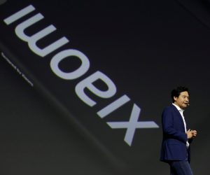 FILE PHOTO: Xiaomi founder and CEO Lei Jun attends a launch ceremony of the flagship phone Xiaomi Mi 9 in Beijing FILE PHOTO: Xiaomi founder and CEO Lei Jun attends a launch ceremony of the flagship phone Xiaomi Mi 9 in Beijing, China, Feb. 20, 2019. REUTERS/Jason Lee/File Photo JASON LEE