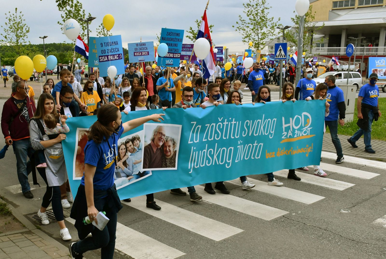 Slavonski Brod, 22.05.2021. - Ulicama Slavonskog Broda prošla povorka 6. nacionalni Hod za život, obitelj i Hrvatsku, ove godine pod geslom: Za zaštitu svakog ljudskog života - bez diskriminacije!
foto HINA/ ml