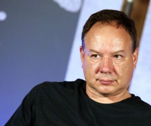 05.09.2019., Sibenik - Na drugoj veceri festivala alternative i ljevice na Trgu Ivana Pavla II. promovirana je knjiga Jurice Pavicica Dalmacija u njegovom oku, knjiga o jugu. Na promociji su sudjelovali autor Jurica Pavicic, Emir Imamovic Pirke, Katarina Luketic.
Photo: Dusko Jaramaz/PIXSELL