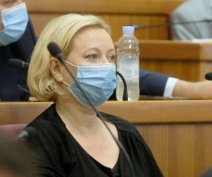 Zagreb, 02.06.2021 - Glasanje u Hrvatskom saboru o raspravljenim točkama.
Na fotografiji Natalija Martinčević.
foto HINA/ Edvard ŠUŠAK/ es