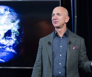 epa09252852 (FILE) - Founder and CEO of Amazon Jeff Bezos participates in the unveiling of an Amazon environmental initiative entitled 'The Climate Pledge', in Washington, DC, USA, 19 September 2019 (reissued 07 June 2021). Outgoing Amazon CEO Jeff Bezos via social media on 07 June 2021 announced he and his brother will be on Bezos's space company Blue Origin's first crewed space flight. The lflight is scheduled for 20 July 2021.  EPA/MICHAEL REYNOLDS *** Local Caption *** 56666667