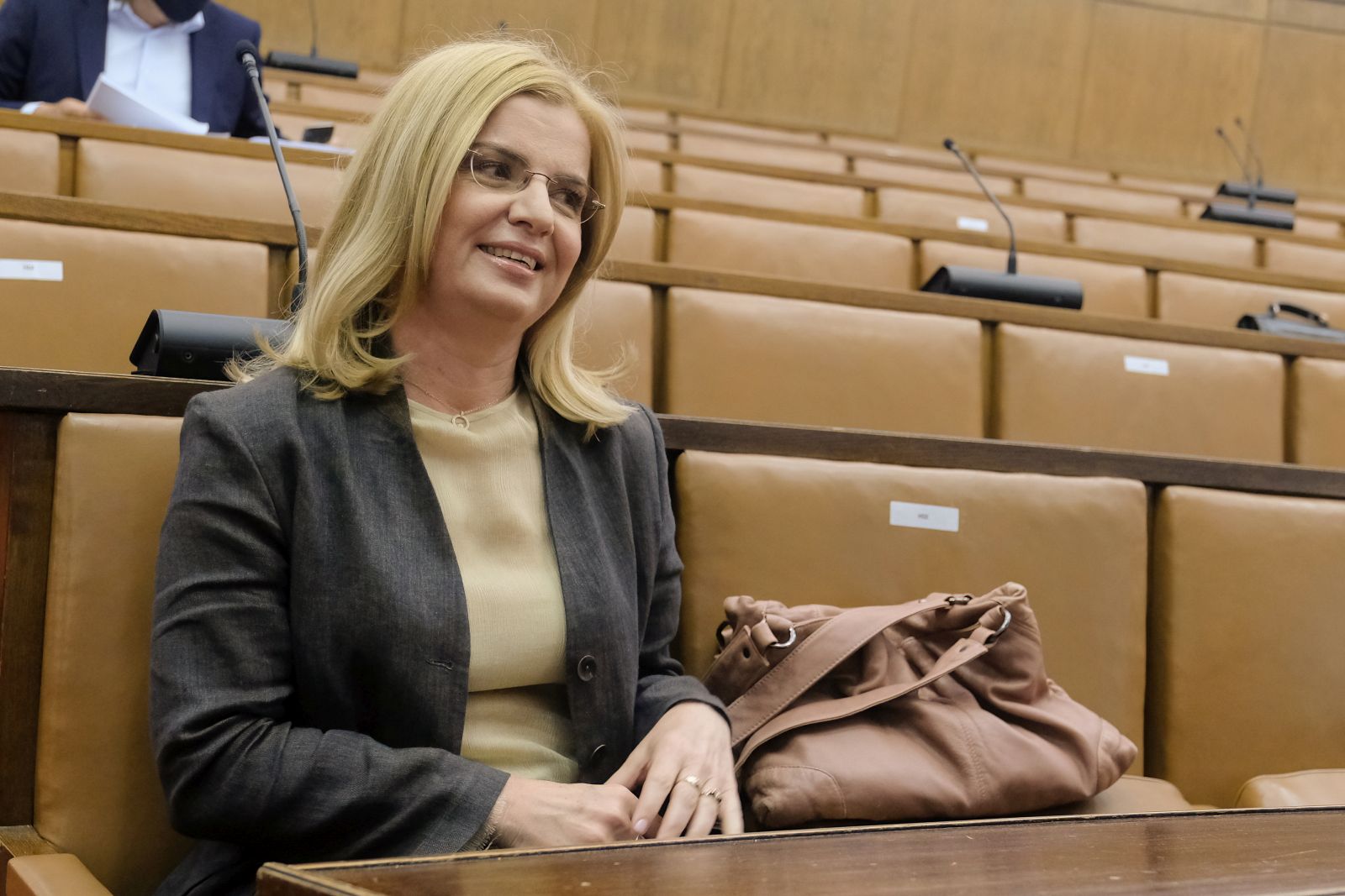 Zagreb, 08.06.2021 - Sjednica saborskog Odbora za pravosuđe na temu "Izbor predsjednice/predsjednika Vrhovnog suda Republike Hrvatske, prijave kandidata (mišljenje - traži se) - podnositelj: Ured predsjednika Republike Hrvatske; predstavljanje programa i razgovor s kandidatima".
Na fotografiji Zlata Đurđević.
foto HINA/ Edvard ŠUŠAK/ es