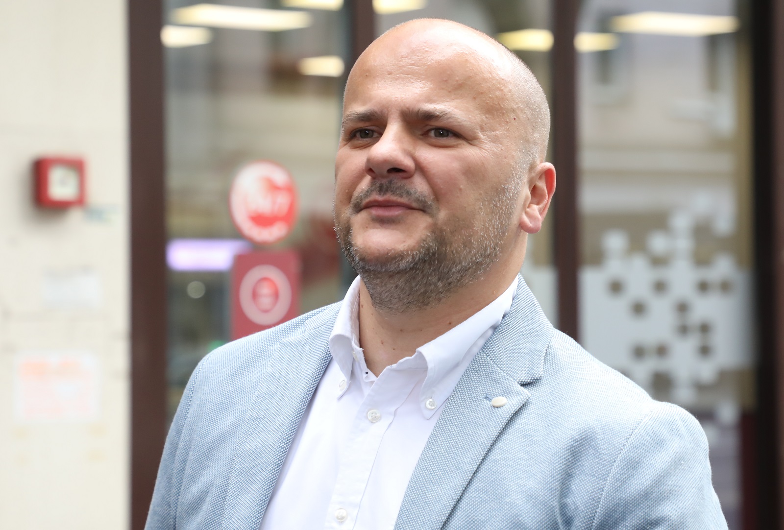 Zagreb, 09.06.2021. - U zagrebačkom sjedištu Uskoka počelo je ispitivanje uhićenih osječkih sudaca i poduzetnika. Na fotografiji Rafael Krešić, odvjetnik Drage Tadića. foto HINA/ Lana SLIVAR DOMINIĆ/ lsd
