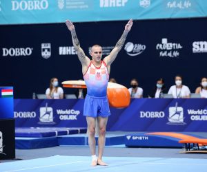 Osijek, 10.06.2021. - Prvi dan kvalifikacija za gimnastičare na Dobro World Cup-u koje se održava u dvorani Gradski vrt, disciplina parter. Na fotografiji Aurel Benović.
foto HINA/ ml