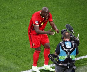 epa09265848 Romelu Lukaku (C) of Belgium celebrates after scoring the 1-0 lead during the UEFA EURO 2020 group B preliminary round soccer match between  Belgium and Russia in St.Petersburg, Russia, 12 June 2021.  EPA/Anton Vaganov / POOL (RESTRICTIONS: For editorial news reporting purposes only. Images must appear as still images and must not emulate match action video footage. Photographs published in online publications shall have an interval of at least 20 seconds between the posting.)