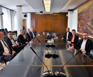 Zagreb, 14.06.2021 - Skuptina Zagrebackoga holdinaga (ZGH) u ponedjeljak je na sjednici razrijeila dosadanji Nadzorni odbor i Upravu Zagrebackog holdinga te za predsjednicu Nadzornoga odbora imenovala Suzanu Brenko i clanove odbora Ratka Bajakica i Damira Topica, priopcio je Ured zagrebackoga gradonacelnika. Na slici gradonacelnik Tomislav Tomaevic, zamjenica Danijela Dolenec i zamjenik Luka Korlaet, predsjednik Uprave Nikola Vukovic i clan Uprave Ante Samodol.
foto HINA/ Grad Zagreb/ ds