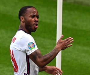epa09294081 Raheem Sterling of England celebrates after scoring the 1-0 lead during the UEFA EURO 2020 group D preliminary round soccer match between the Czech Republic and England in London, Britain, 22 June 2021.  EPA/Neil Hall / POOL (RESTRICTIONS: For editorial news reporting purposes only. Images must appear as still images and must not emulate match action video footage. Photographs published in online publications shall have an interval of at least 20 seconds between the posting.)