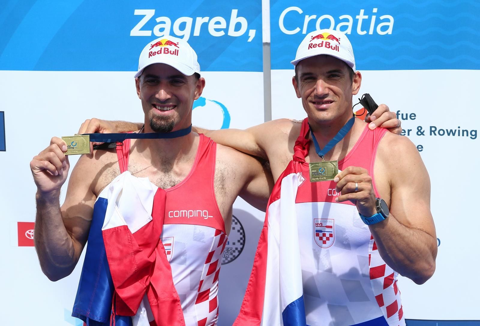 01.05.2021., Zagreb - Zagreb - Drugi dan Svjetskog veslackog kupa 2021. na Jarunu.  Dvojac bez kormilara, Hrvatska,  Martin Sinkovic i Valent Sinkovic.
Photo: Matija Habljak/PIXSELL