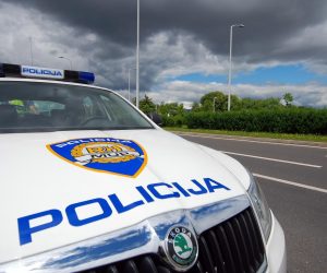 01.06.2013., Zagreb, Radnika cesta - Danas pocinje primjena novog Zakona o prekrsajima, koji pocinitelju prekrsaja omogucava da plati samo pola od predvidjene kazne ako pristane kaznu platiti na licu mjesta.
Photo: Luka Stanzl/PIXSELL