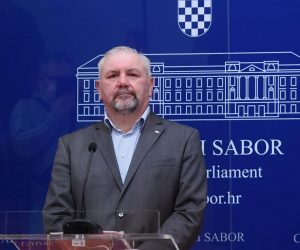 04.02.2021., Zagreb - U Saboru je odrzana konferencija za medije Kluba zastupnika HSS-a i HSU-a na temu "Obiteljske mirovine - prijedlozi zakona". Silvano Hrelja Photo: Marko Lukunic/PIXSELL
