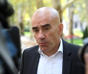Zagreb: Stjepan Prnjat oslobođen optužbi za pranje novca zbog nedostatka dokaza 05.09.2018., Zagreb - Stjepan Prnjat nepravomocno je na Zupanijskom sudu oslobodjen optuzbi za pranje novca zbog nedostatka dokaza. Oslobodjeni su i njegova majka Lucija, sestre Blanka i Suzana Prnjat te Andjelka Vukojevic. Nije se pojavio na izricanju presude te je ostao u zatvoru u Rijeci. Odvjetnik Ljubo Pavasovic Viskovic. 

Photo: Marko Lukunic/PIXSELL