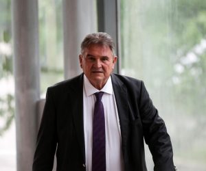 06.05.2021., Zagreb - Radmir Cacic dolazi na sastanak sastanak vladajuce vecine u Nacionalnu i sveucilisnu knjiznicu. Photo: Zeljko Hladika/PIXSELL
