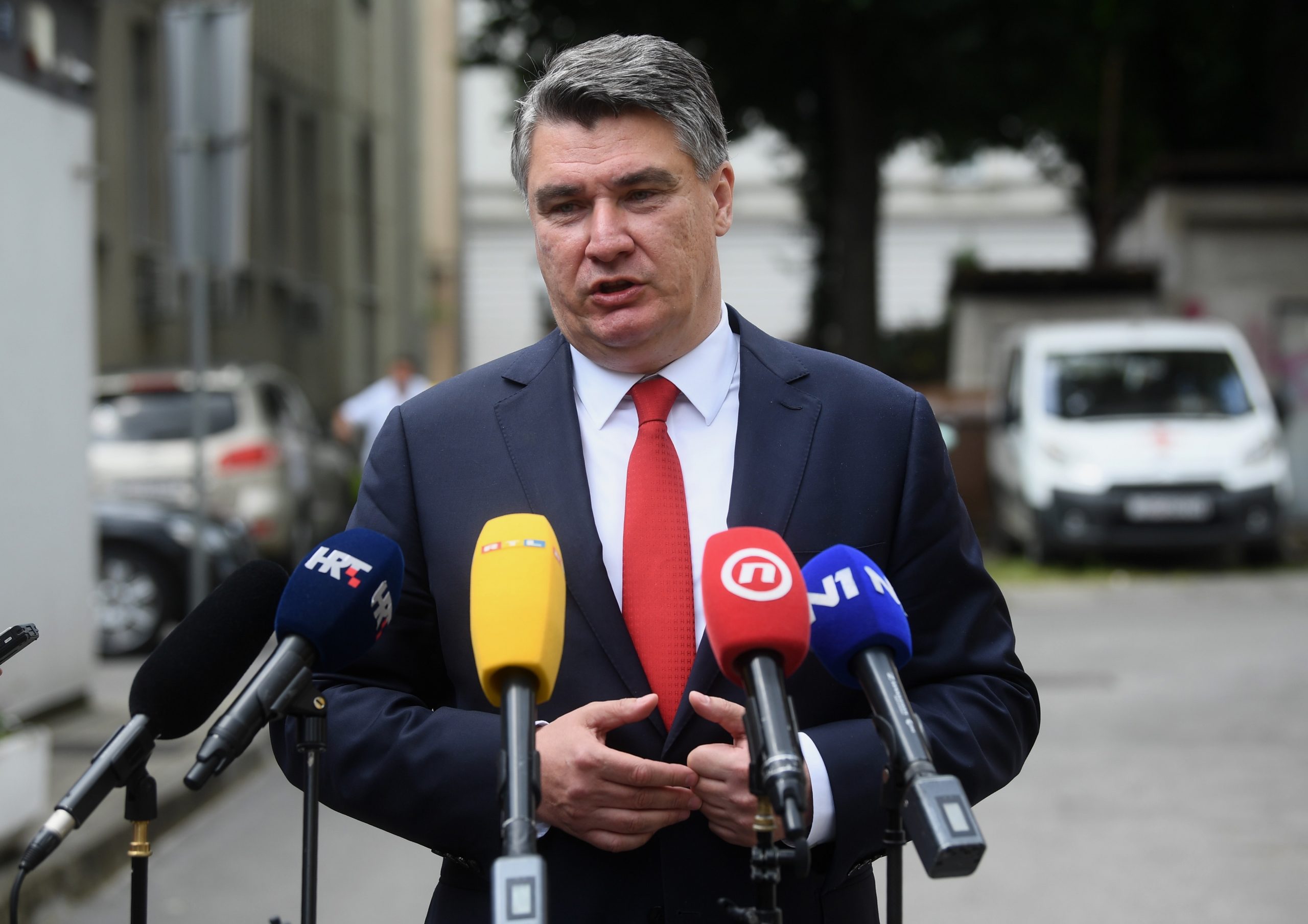 07.06.2021., Zagreb - Predsjednik Republike Zoran Milanovic posjetio je Polikliniku za zastitu djece i mladih Grada Zagreba. U Poliklinici za zastitu djece i mladih Grada Zagreba Predsjednik Republike odrzao je sastanak sa strucnim timom te obisao Polikliniku. Izjava predsjednika nakon sastanka. 
Photo: Marko Lukunic/PIXSELL