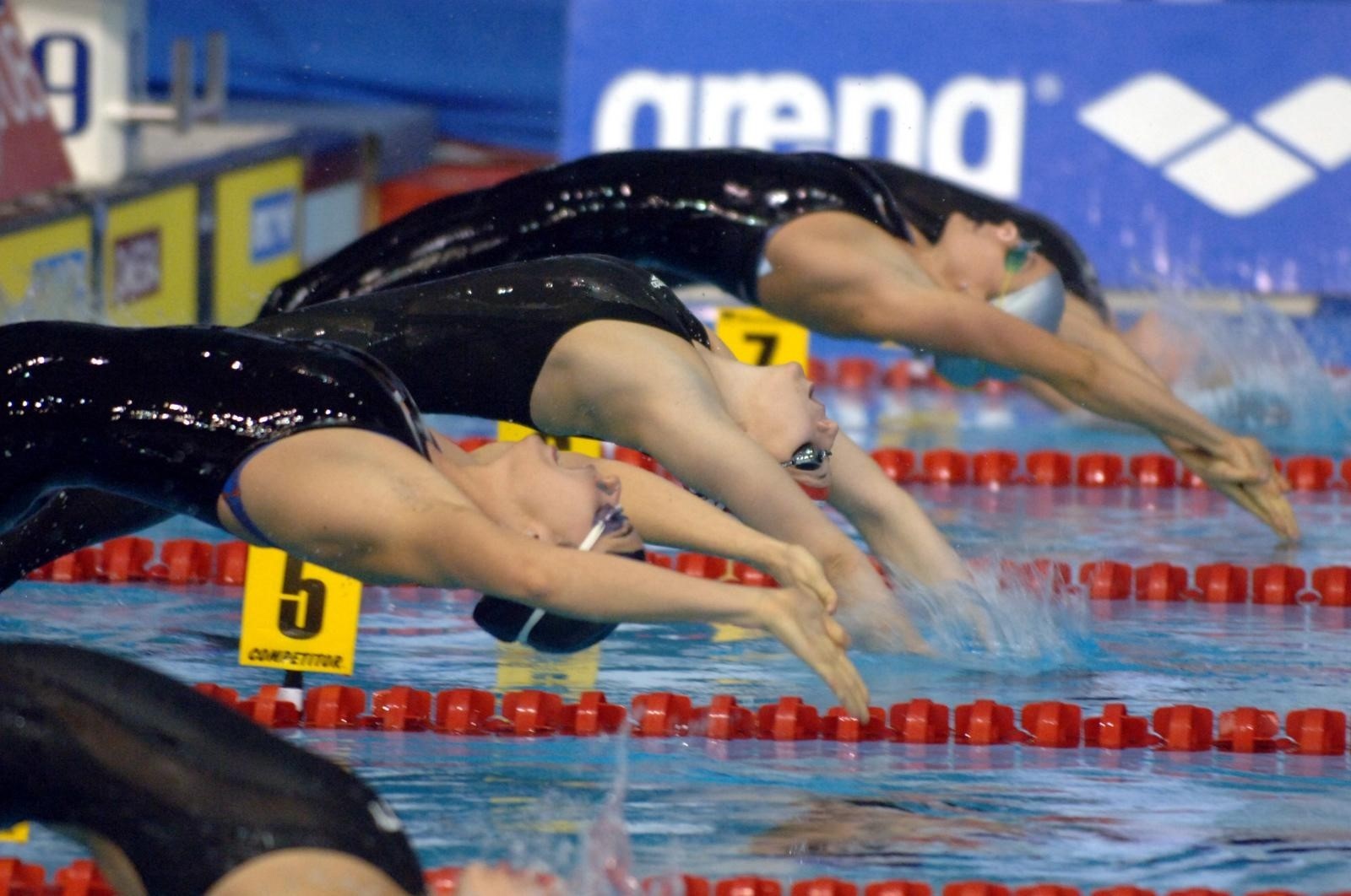 13.12.2008. Rijeka - Hrvatska plivacica Sanja Jovanovic na 50 metara ledjno na Europskom prvenstvu u malim bazenima u Rijeci osvojila je zlatnu medalju i "skinula" svjetski rekord sa 26.23.
Photo: Goran Kovacic/Vecernji list