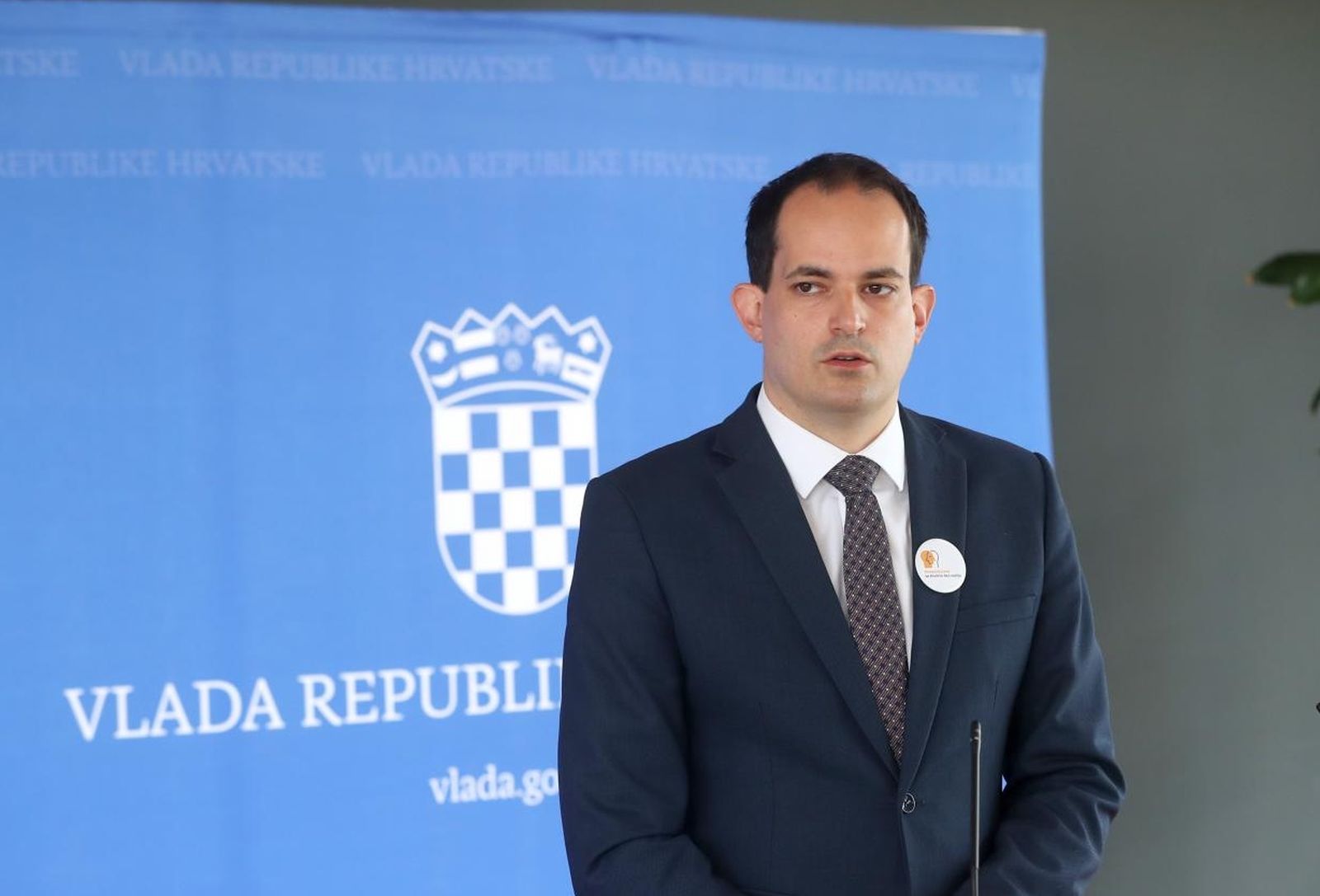 09.06.2021., Zagreb - Urucenje ugovora o sufinacinranju iz Eu fonda u okviru Poziva Osigravanje sustava podrske za zene zrtve nasilja i zrtve nasilja u obitelji.   Photo: Zeljko Lukunic/PIXSELL