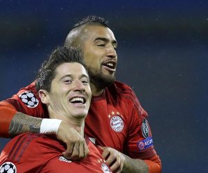 09.12.2015., stadion Maksimir, Zagreb - UEFA Liga prvaka, skupina F, 6. kolo, GNK Dinamo - Bayern Muenchen. Robert Lewandowski, Arturo Vidal. 
Photo: Goran Stanzl/PIXSELL