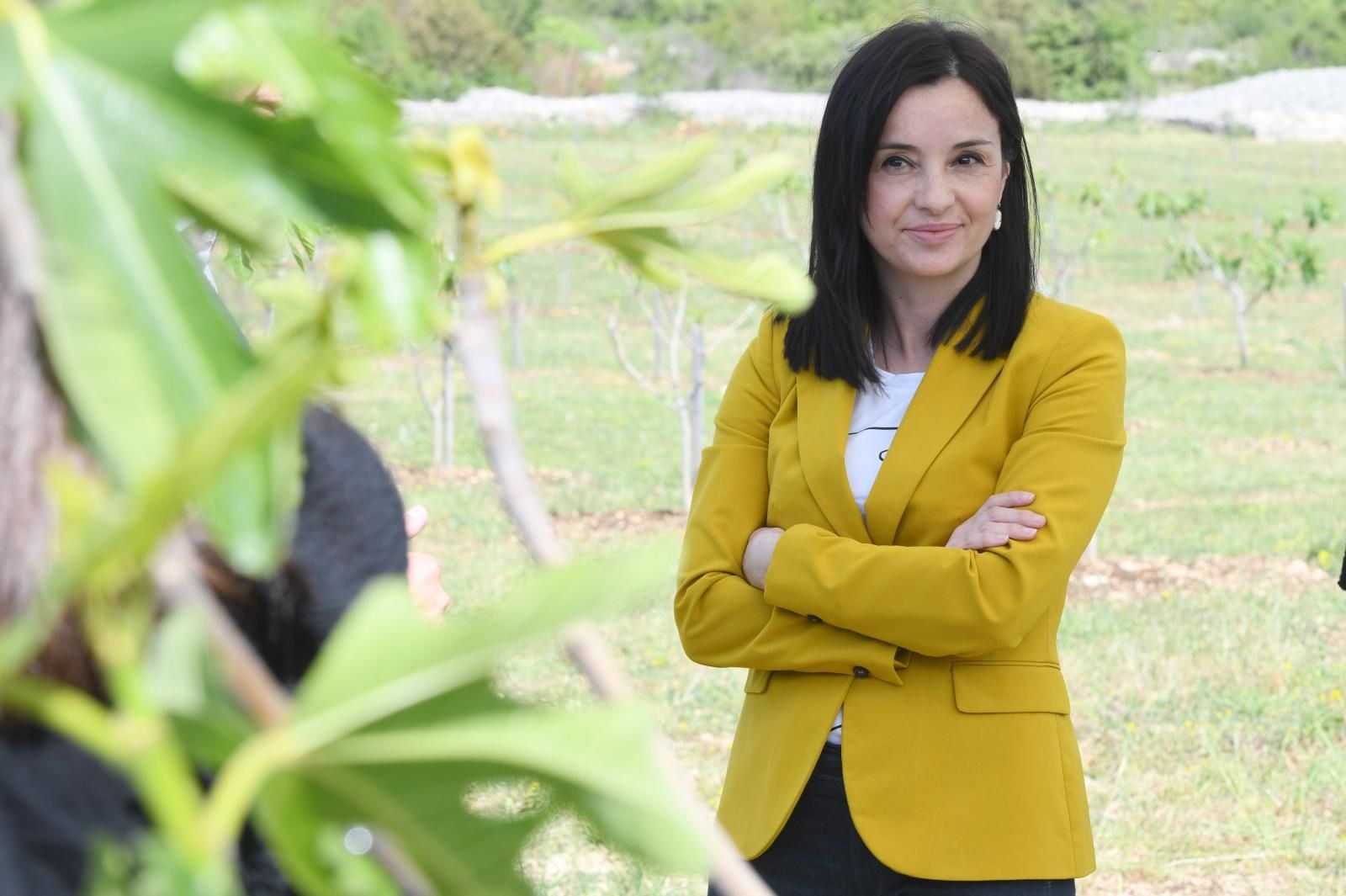14.05.2021., Vodice - U sklopu posjeta Sibensko-kninskoj zupaniji ministrica poljoprivrede Marija Vuckovic obisla je OPG Antonia Corica.
Photo: Hrvoje Jelavic/PIXSELL
