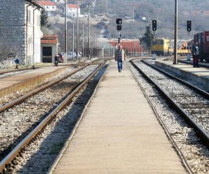 21.03.2015., Sibenik - Zeljeznicka postaja Perkovic smjestena je u selu Sitno Donje 20-ak kilometara od Sibenika.
Photo: Dusko Jaramaz/PIXSELL