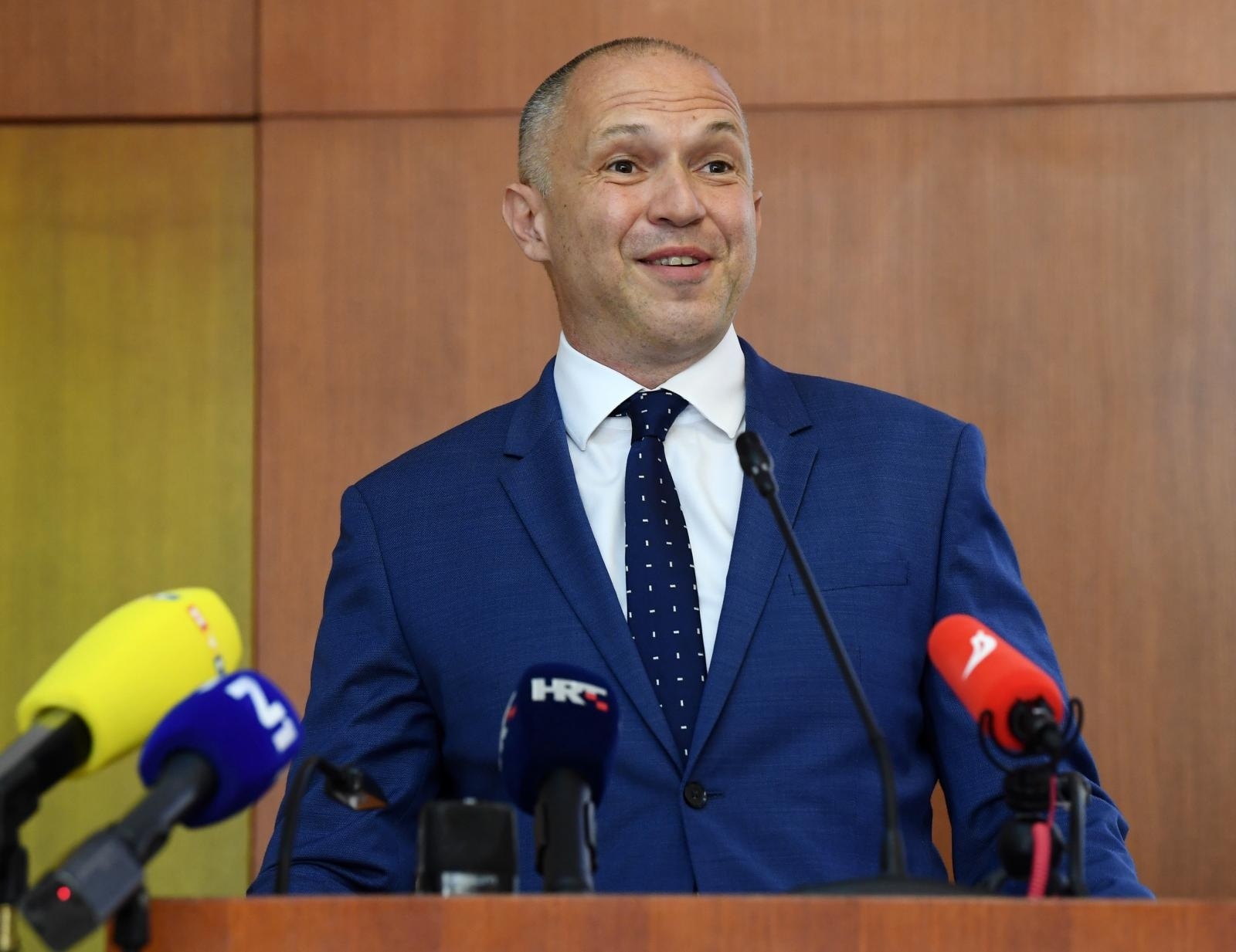 21.06.2021., Zagreb - U KBC Sestre milosrdnice odrzana je sjednica Upravnog vijeca s temom izbora ravnatelja KBC Sestre milosrdnice. Novoizabrani ravnatelj KBC-a Sestre milosrdnice Davor Vagic obratio se medijima. Photo: Marko Lukunic/PIXSELL
