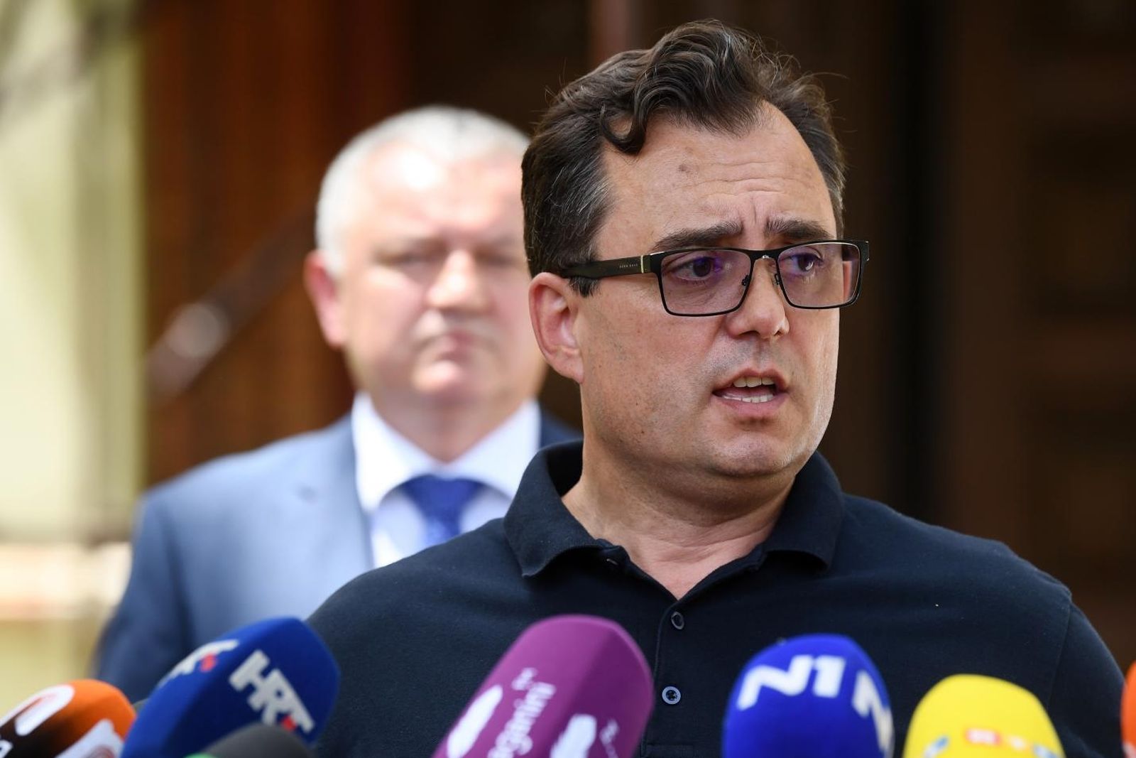 24.06.2021., Zagreb - U Ministarstvu prostornoga uredjenja, graditeljstva i drzavne imovine, odrzao se radni sastanak na temu obnove zgrada ostecenih potresom, na kojem su sudjelovali ministar Darko Horvat sa suradnicima, gradonacelnik Zagreba Tomislav Tomasevic, drzavni tajnik Sredisnjeg drzavnog ureda za obnovu i stambeno zbrinjavanje Gordan Hanzek i ravnatelj Fonda za obnovu Damir Vandjelic. 
Photo: Marko Lukunic/PIXSELL