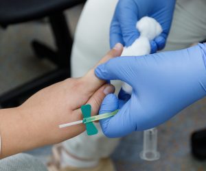 29.10.2020., Zagreb - U Djecju bolnicu Srebrnjak dosli brzi testovi na koronavirus za male pacijente, a dobili su i nove satore i kontejnere. 
Photo: Tomislav Miletic/PIXSELL
