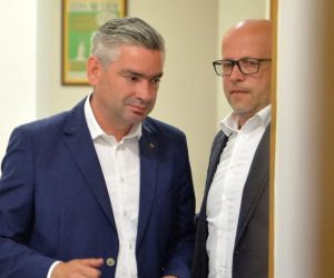 29.05.2021., Pula - Izborni stozer IDS-a u drugom krugu lokalnih izbora. Iako je pobijedio u trci za novog istarskog zupana, bivsi pulski gradonacelnik Boris Miletic, bio je vidno neraspolozen.
Photo: Sasa Miljevic/PIXSELL