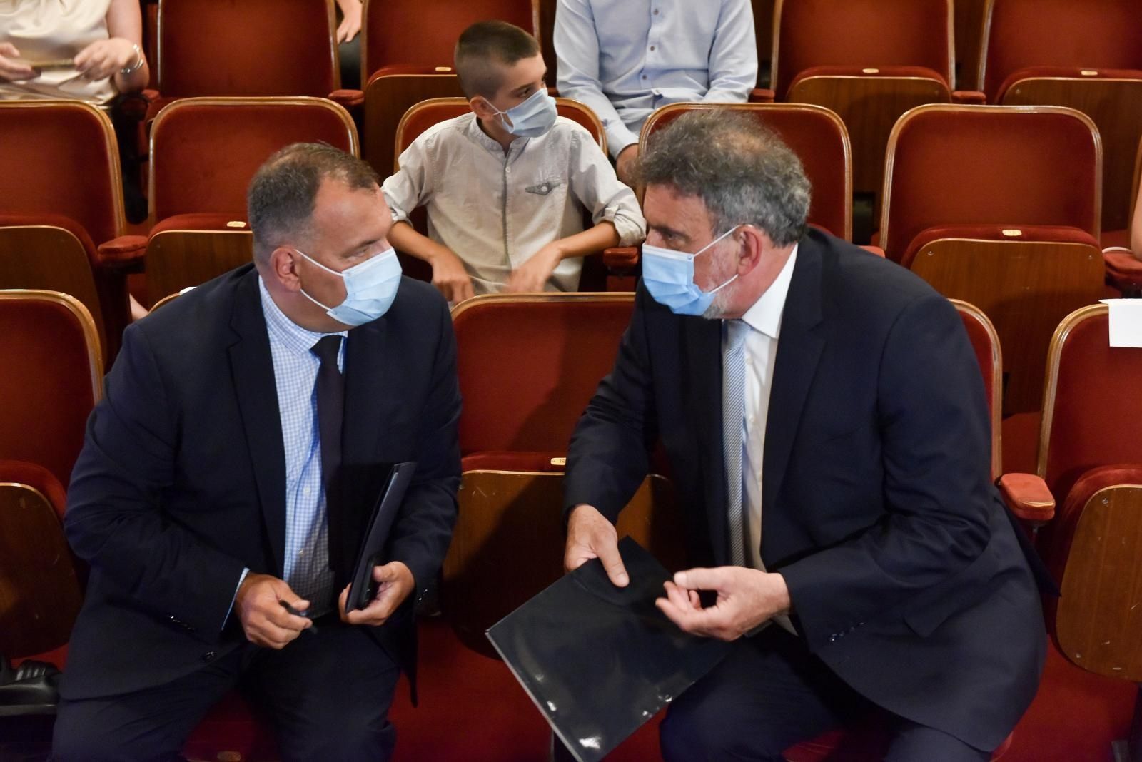 29.6.2021.,Zagreb - Predstavnici Nacionalnog stozera civilne zastite i ministar znanosti i obrazovanja Radovan Fuchs sudjelovali su na svecanosti dodjele priznanja i zahvalnica na Drzavnoj smotri ucenickih radova u Pilot-projektu "Biosigurnost i biozastita" u osnovnim i srednjim skolama u RH.
photo: Davorin Visnjic/PIXSELL