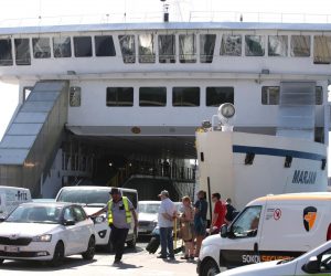 24.07.2019., Split - Guzva u trajektnoj luci.
Photo: Miranda Cikotic/PIXSELL