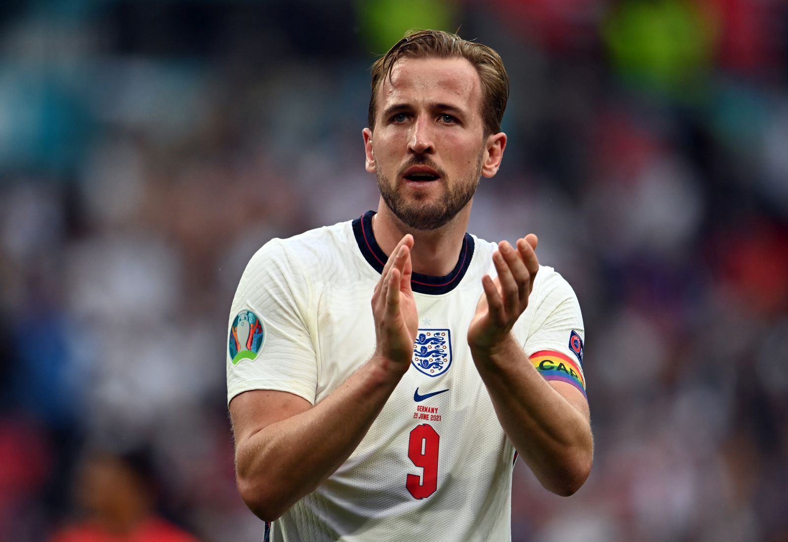 epa09311662 Harry Kane of England reacts after winning the UEFA EURO 2020 round of 16 soccer match between England and Germany in London, Britain, 29 June 2021.  EPA/Andy Rain / POOL (RESTRICTIONS: For editorial news reporting purposes only. Images must appear as still images and must not emulate match action video footage. Photographs published in online publications shall have an interval of at least 20 seconds between the posting.)