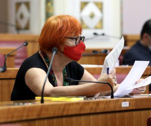 Zagreb, 01.07.2021. - Nastavak 7. sjednice Sabora. Na fotografiji Rada Boriæ. foto HINA/ Lana SLIVAR DOMINIÆ/ lsd