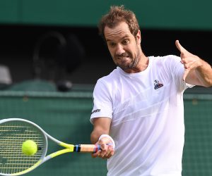epa09316187 Richard Gasquet of France in action during his second round match against Roger Federer of Switzerland at the Wimbledon Championships, Wimbledon, Britain 01 July 2021.  EPA/FACUNDO ARRIZABALAGA   EDITORIAL USE ONLY  EDITORIAL USE ONLY